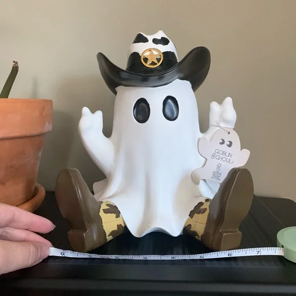 Goblin & Ghoul Sheriff Cowboy Ghost Resin Figurine 10” Tall New - Picture 6 of 7